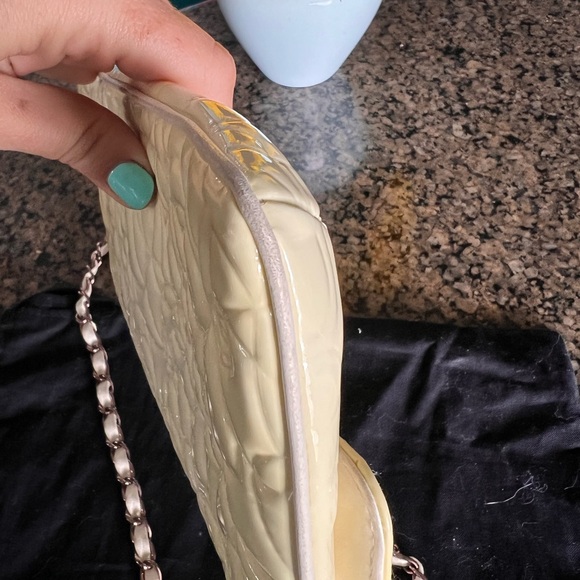 Authentic Chanel Chain Flap Bag Camellia Patent East West - Picture 14 of 16